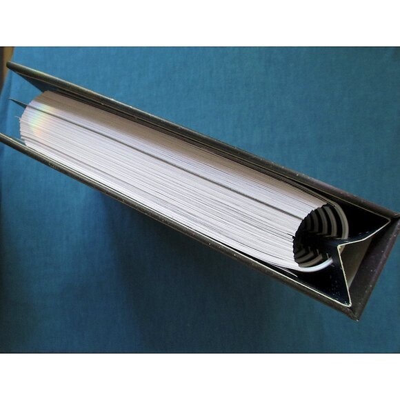 Book: The Writer's Digest Guide to Science Fiction & Fantasy by Orson Scott Card - Picture 8 of 10